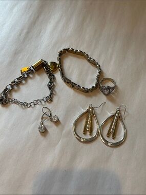 Silver-Tone Mixed Jewelry Set with Teardrop Earrings and Studs